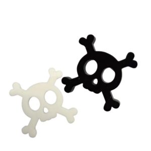 Small Black or White Skull - (40x40x4.5mm)