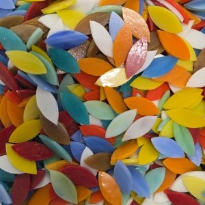 1 Kg - Stained Glass Petals - 36x15x3mm